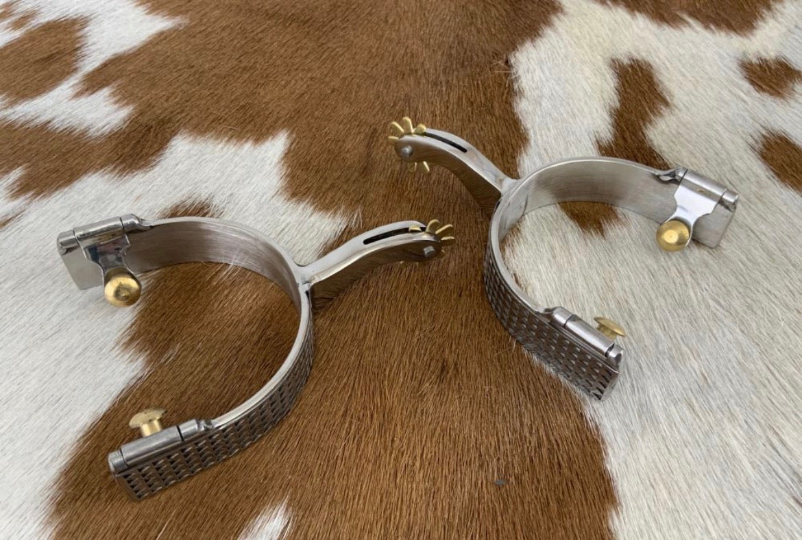 Showman Mens Size Stainless Steel Rasp Spur