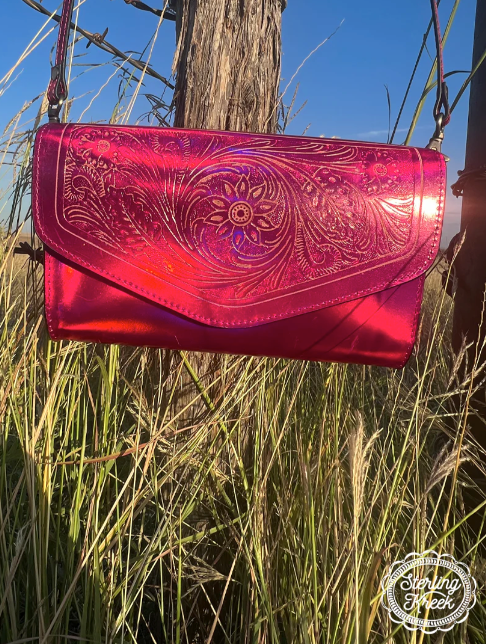 Sterling Kreek - Metallic Punch Clutch